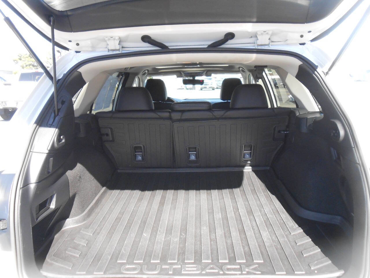 Used 2018 Subaru Outback 2.5i Limited image 27