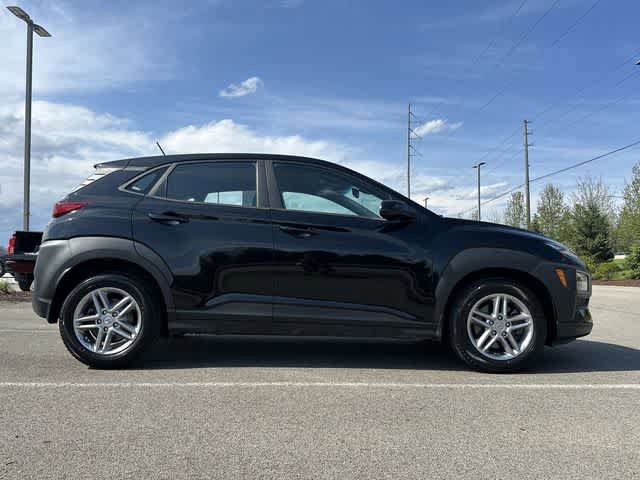 Used 2021 Hyundai Kona SE AWD/4WD image 3