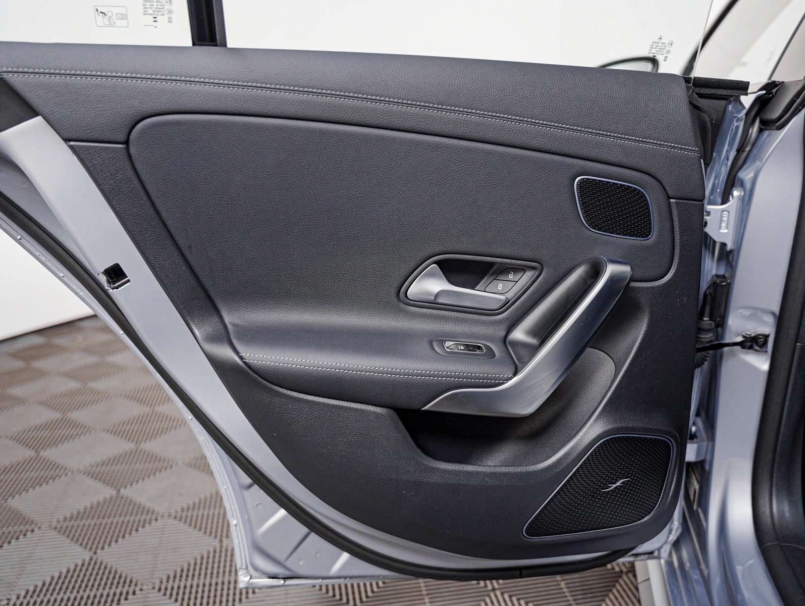 Certified 2025 Mercedes-Benz CLA 35 AMG 4MATIC image 25