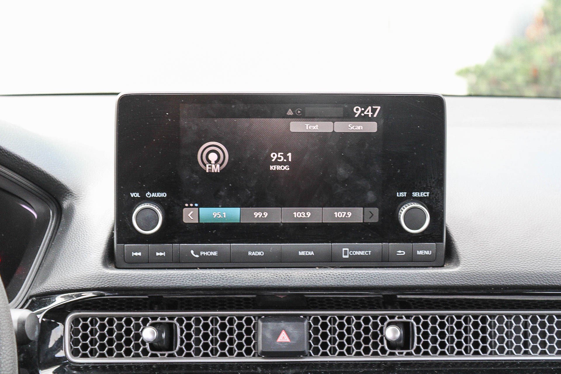 Used 2025 Honda Civic LX image 15
