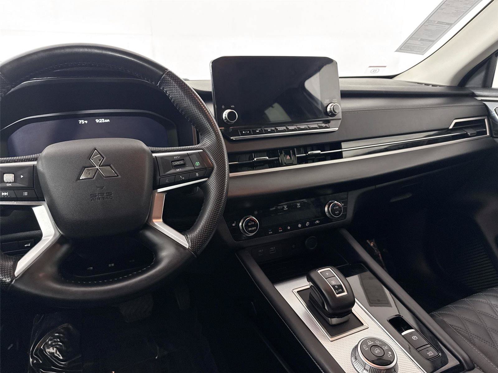 Used 2024 Mitsubishi Outlander SEL FWD image 32