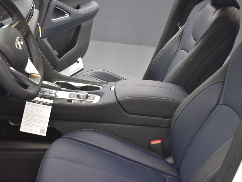 New 2026 INFINITI QX60 Sport w/ Dark Cargo Package image 17
