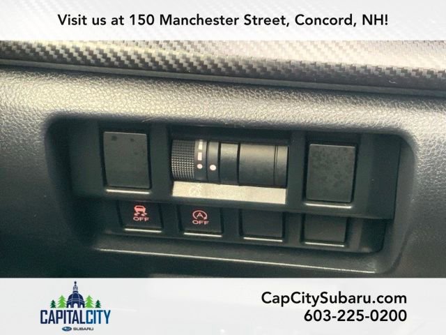 Used 2022 Subaru Crosstrek 2.0i AWD/4WD image 25