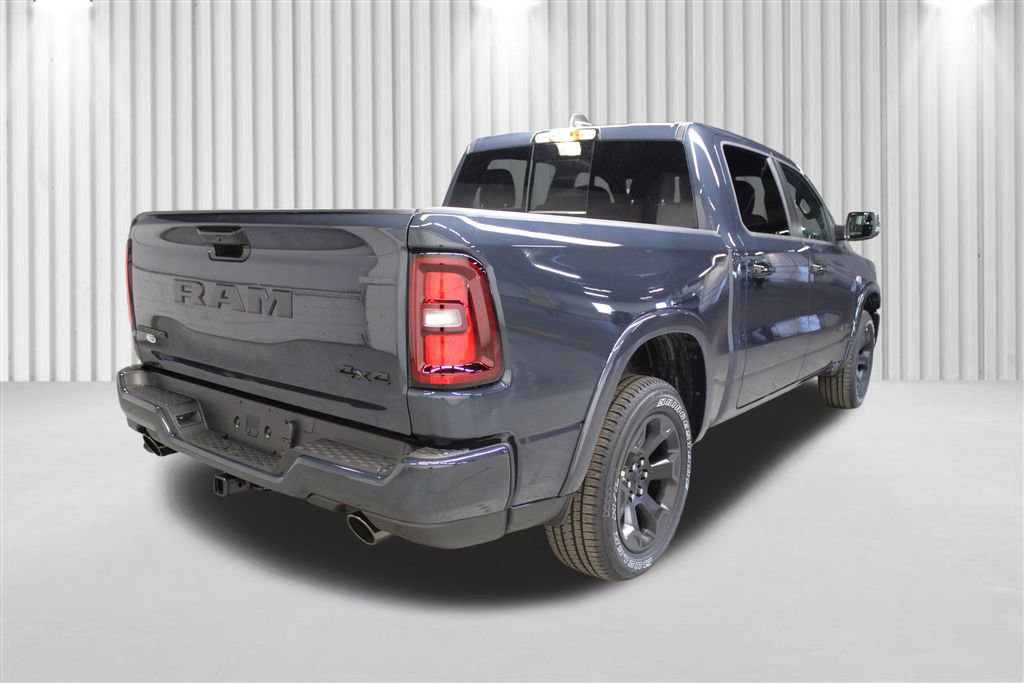 New 2026 RAM 1500 4x4 Crew Cab image 3