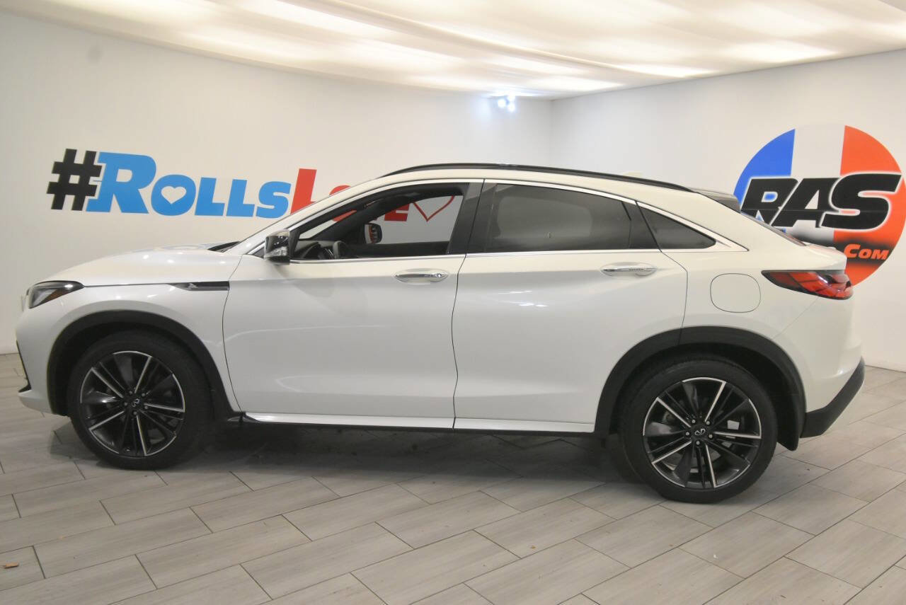 Used 2023 INFINITI QX55 Luxe w/ Cargo Package image 2