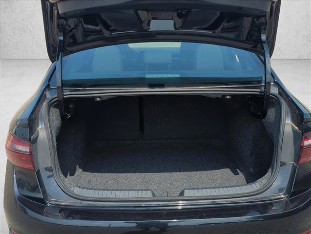 Used 2025 Volkswagen Jetta Sport FWD image 6