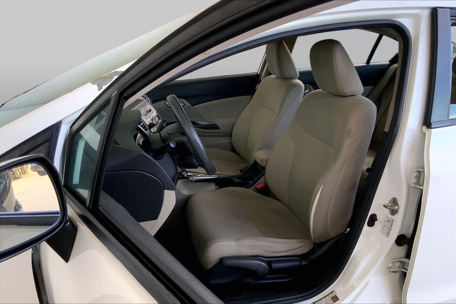 Used 2013 Honda Civic LX image 7