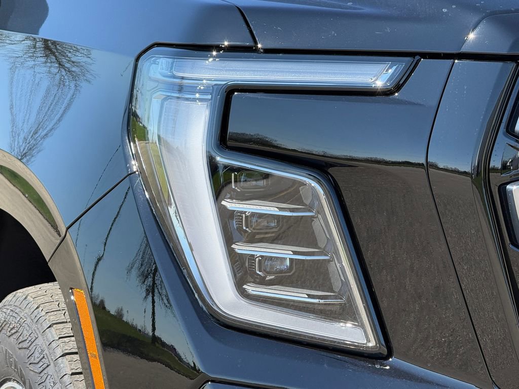 New 2026 GMC Yukon AT4 image 46