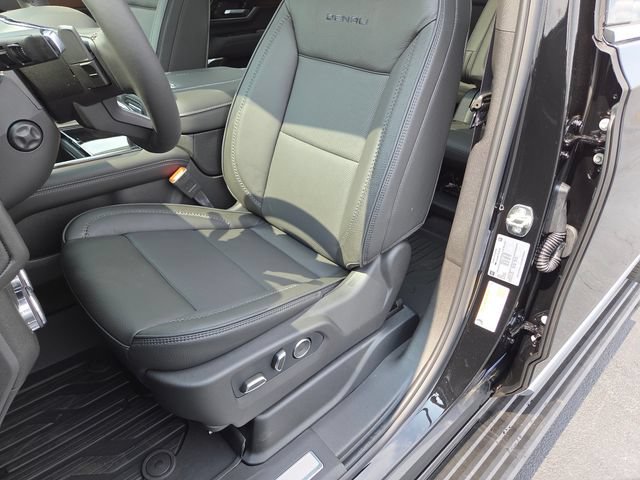 New 2026 GMC Yukon XL Denali w/ Sun & Power Step Package AWD/4WD image 26