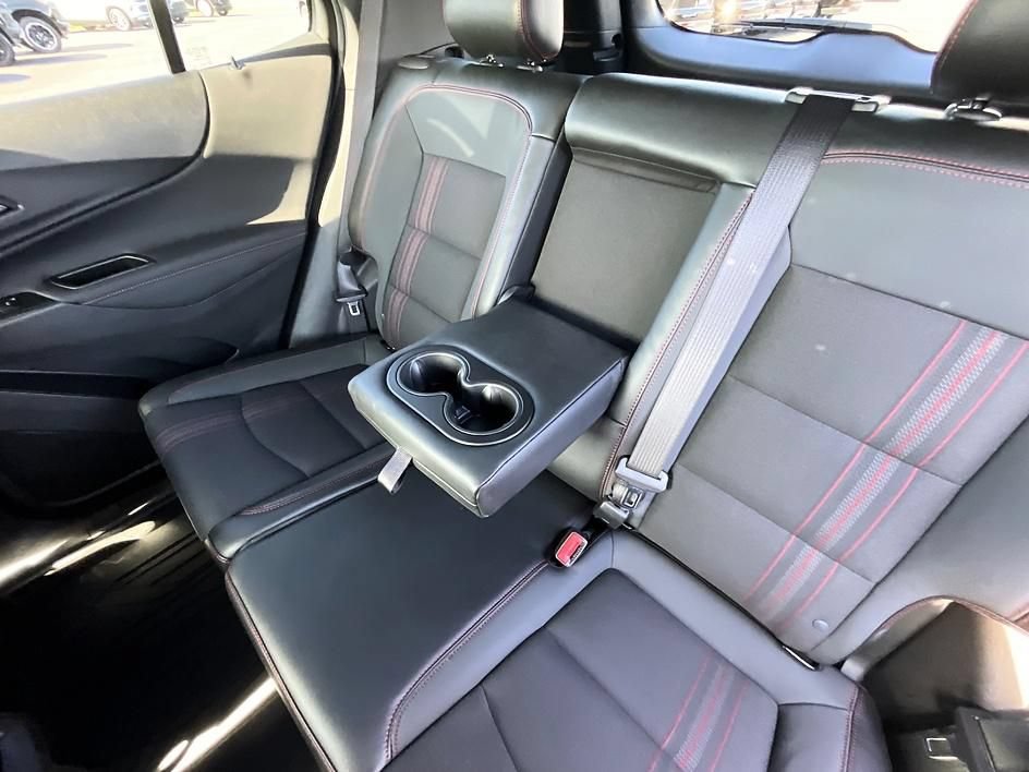 Used 2024 Chevrolet Equinox RS w/ LPO, Floor Liner Package AWD/4WD image 32