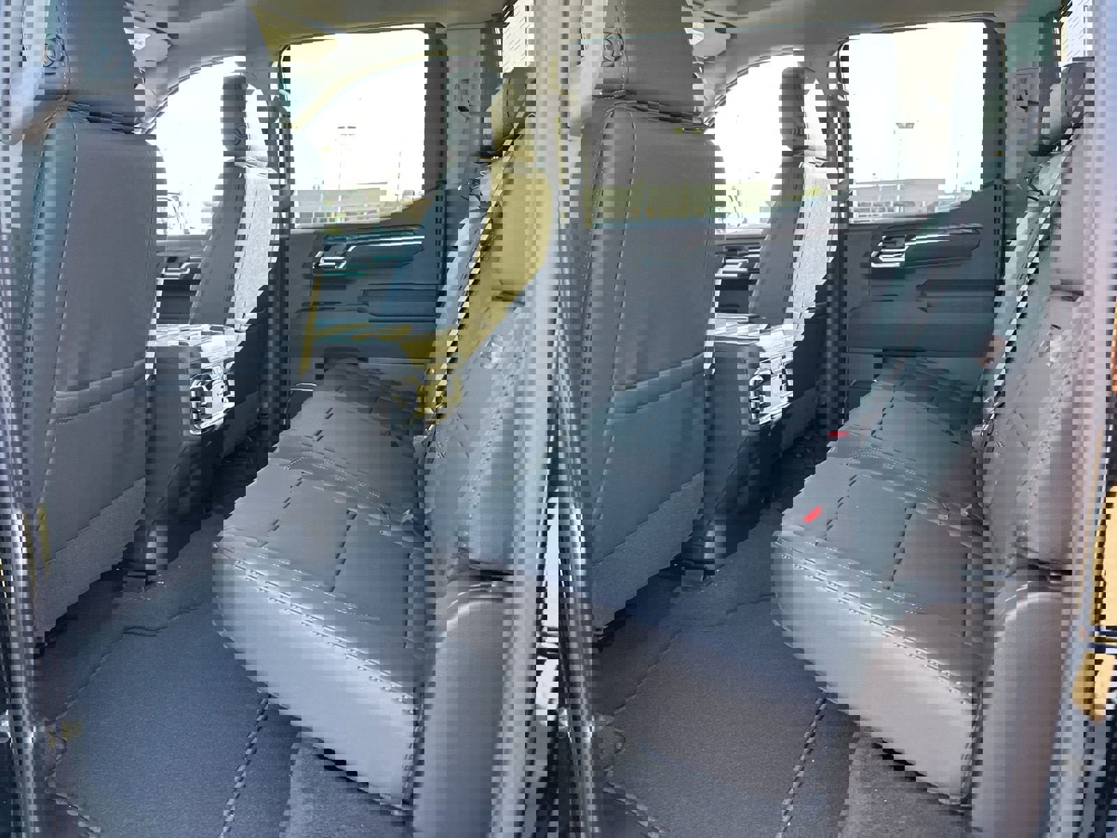 New 2026 GMC Sierra 1500 SLT w/ SLT Premium Plus Package image 19