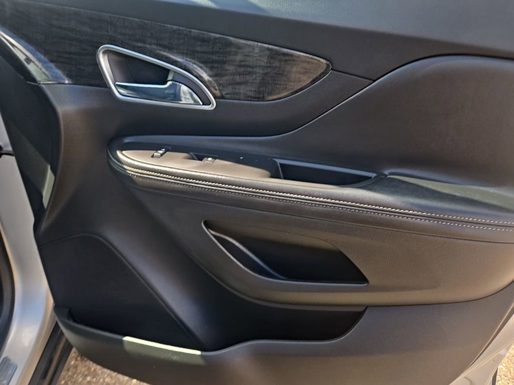 Used 2016 Buick Encore FWD image 24