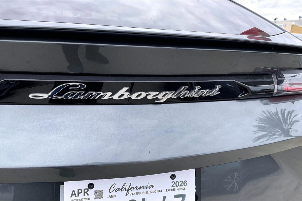 Used 2019 Lamborghini Urus AWD/4WD image 8