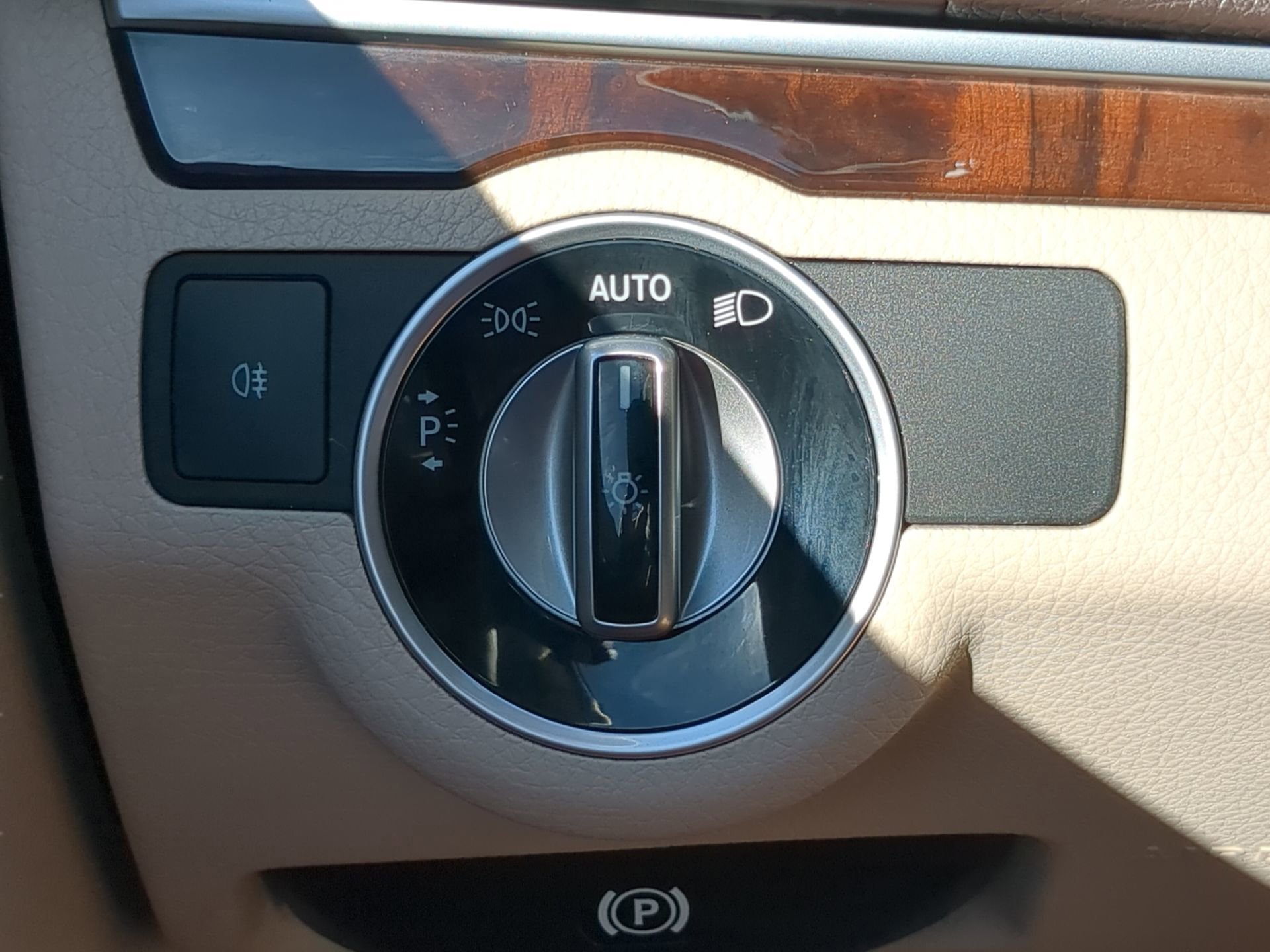 Used 2014 Mercedes-Benz E 350 Cabriolet image 54