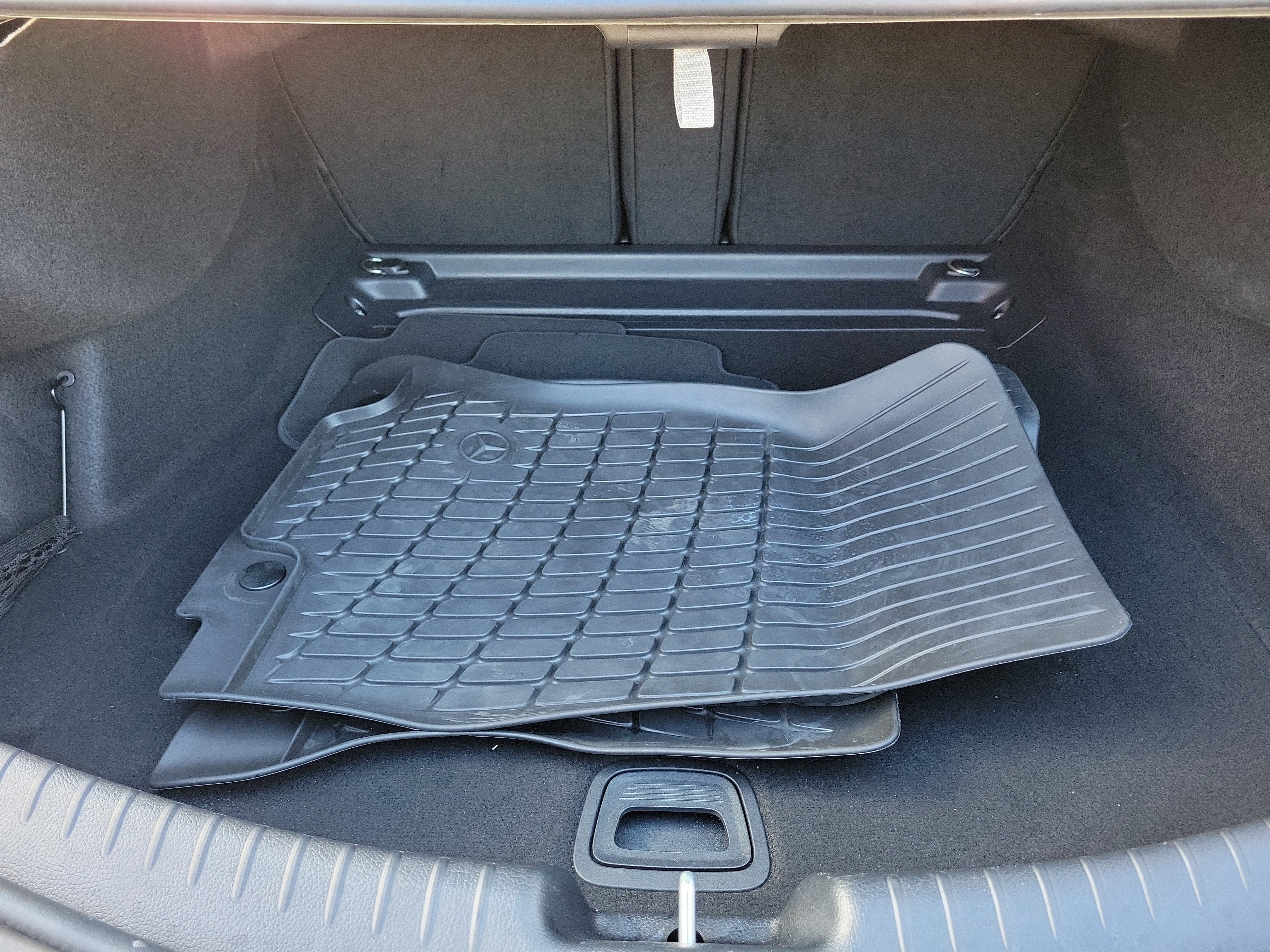 Used 2024 Mercedes-Benz CLE 300 4MATIC Coupe image 6