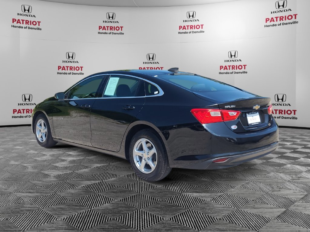 Used 2018 Chevrolet Malibu LS FWD image 3