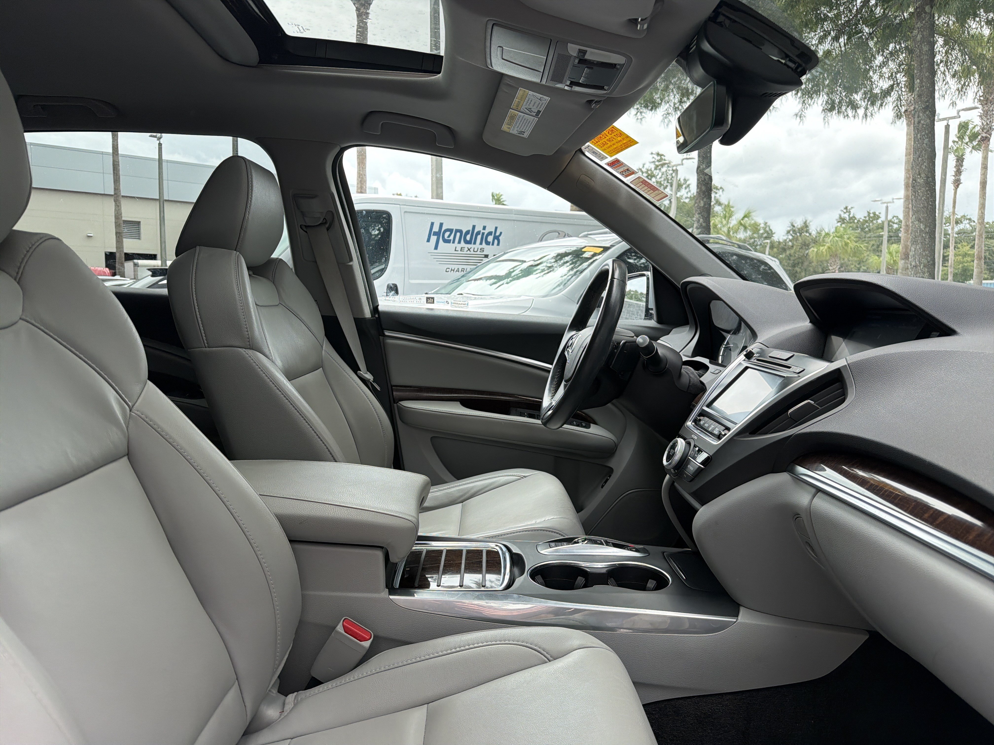 Used 2020 Acura MDX SH-AWD image 44