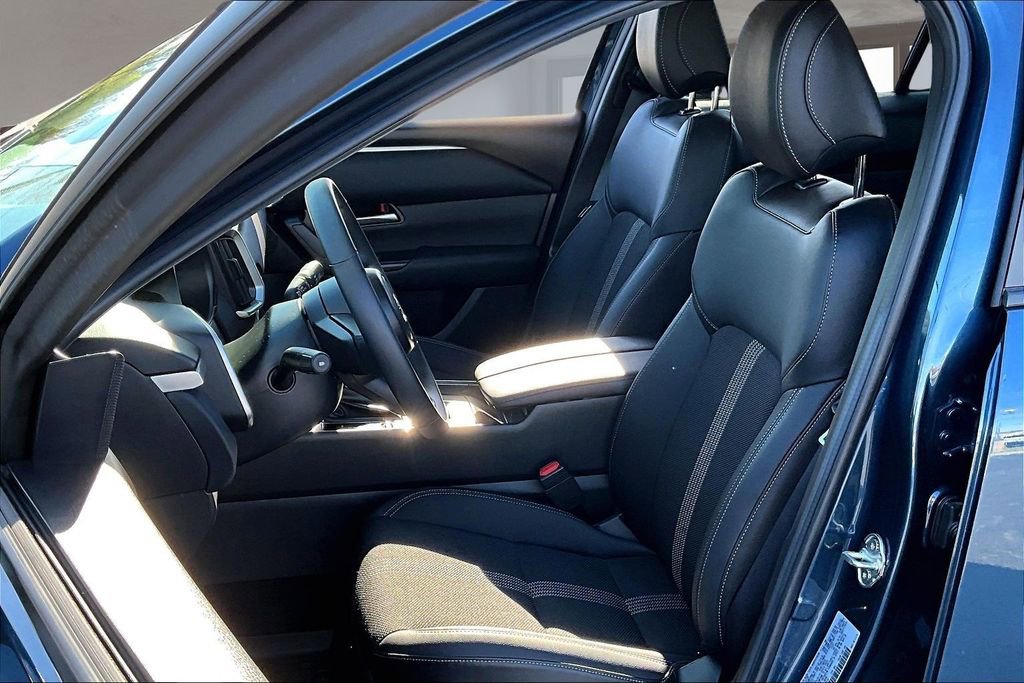 Certified 2025 MAZDA CX-50 2.5 Hybrid w/ Weather Package image 25