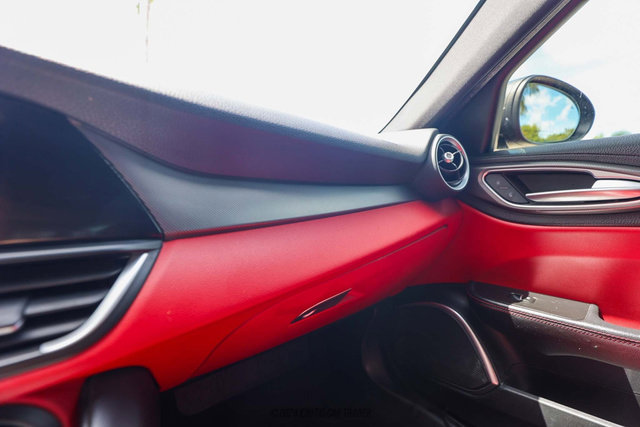 Used 2020 Alfa Romeo Giulia w/ Quick Order Package 22K Sport image 45