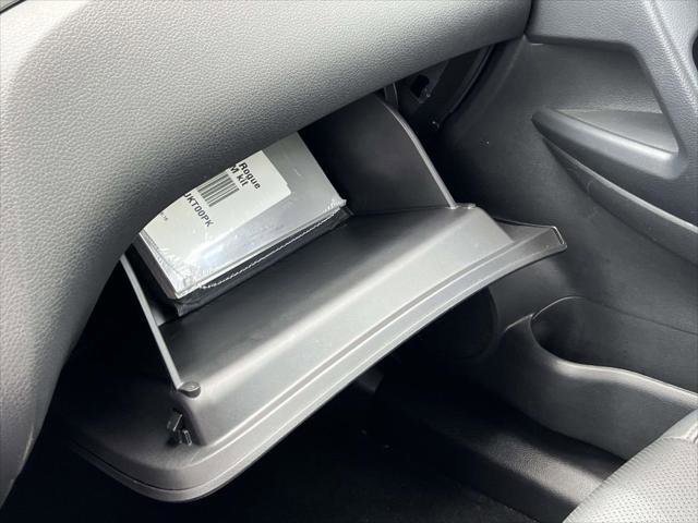 Used 2022 Nissan Rogue Sport SL AWD/4WD image 37