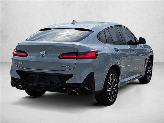 Used 2023 BMW X4 xDrive30i w/ M Sport Package AWD/4WD image 5