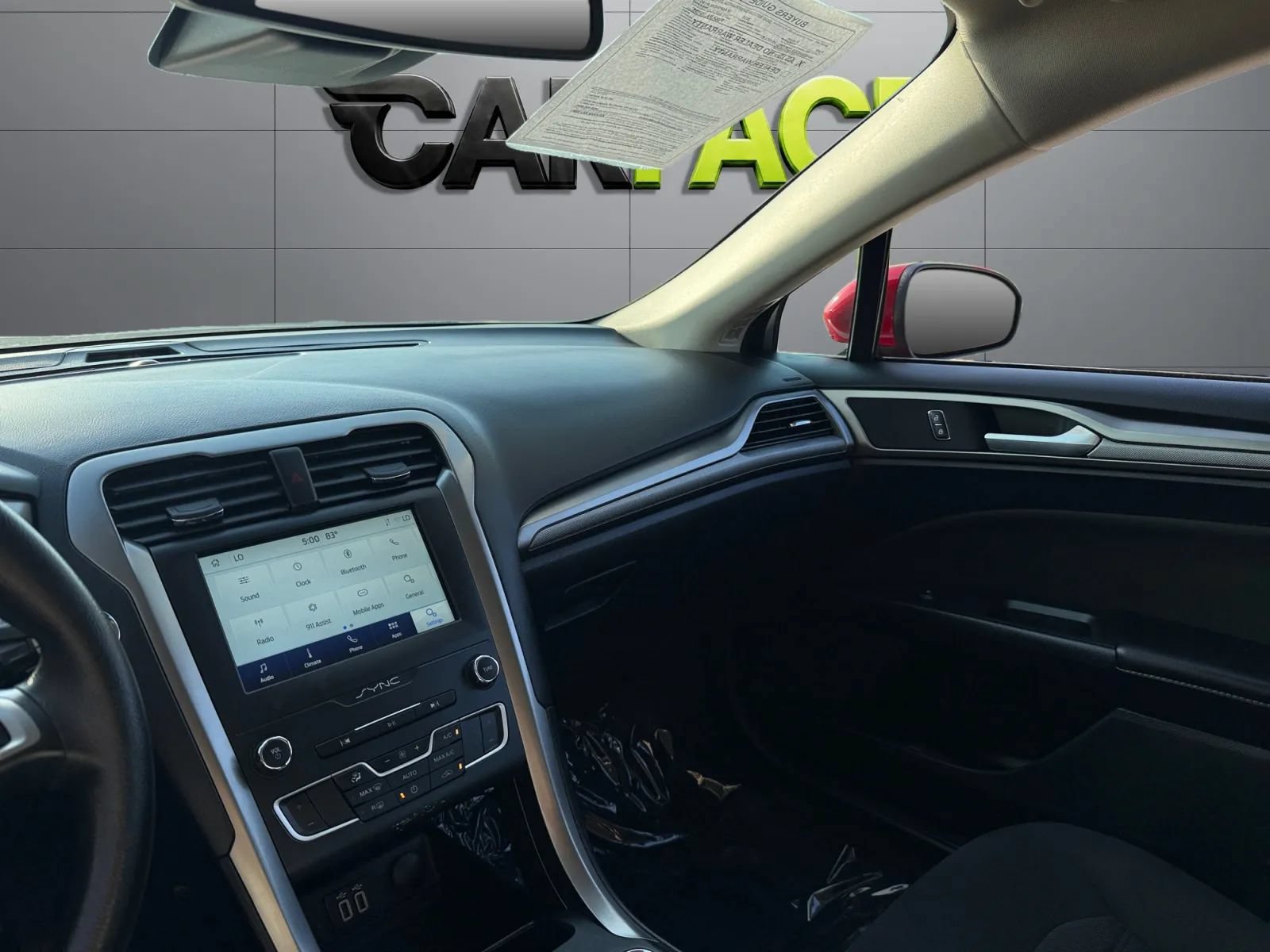 Used 2020 Ford Fusion SE FWD image 35