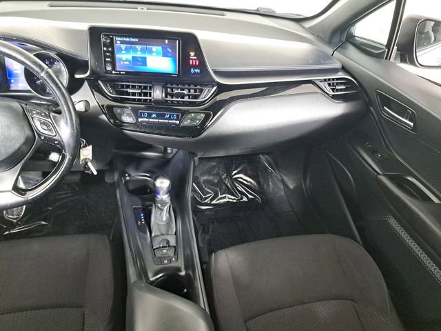 Used 2018 Toyota C-HR XLE image 17