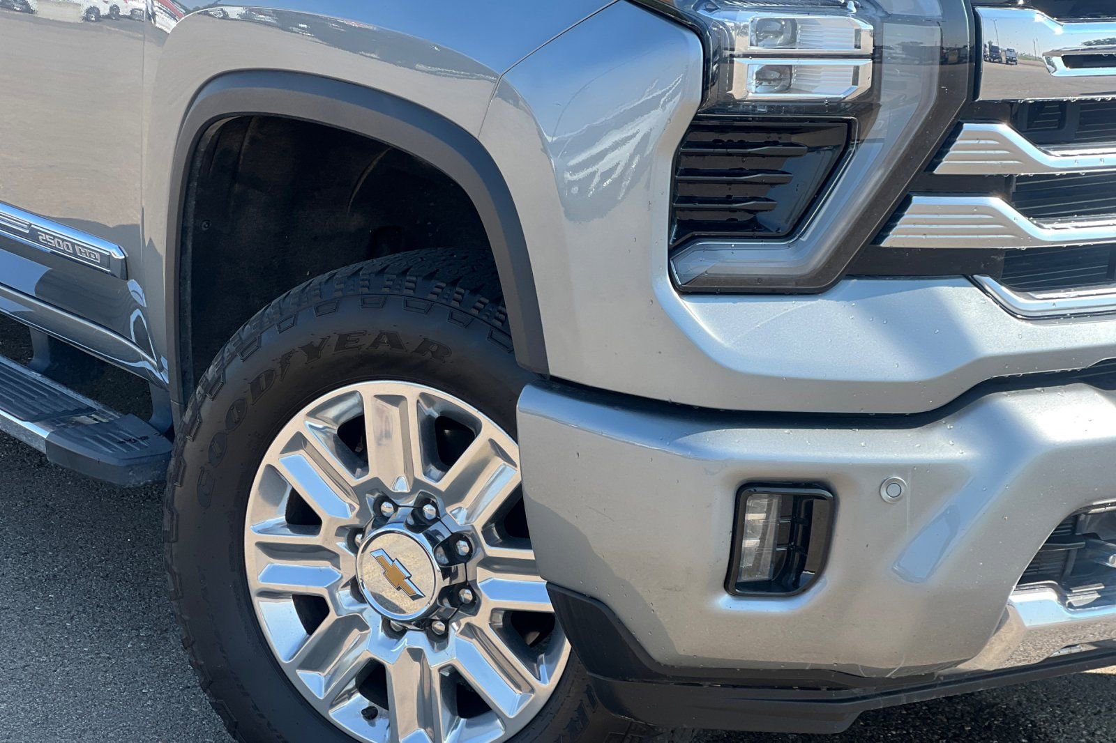 Used 2024 Chevrolet Silverado 2500 High Country w/ Technology Package image 29