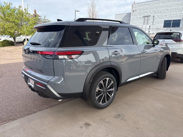 New 2026 Nissan Pathfinder Platinum w/ Accent Package AWD/4WD image 6