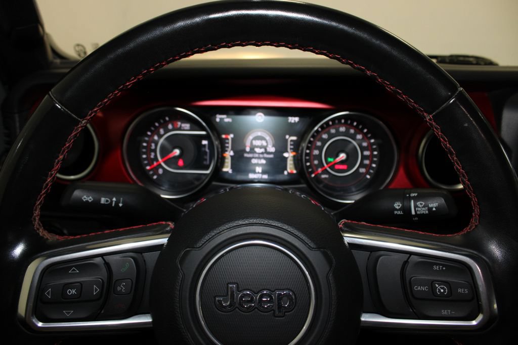 Used 2022 Jeep Gladiator Rubicon w/ Cold Weather Group AWD/4WD image 9