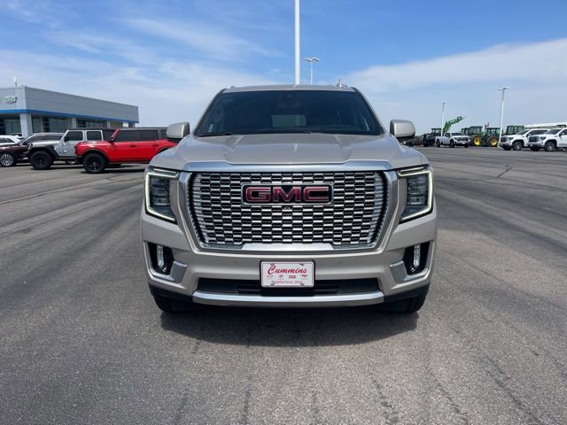 Used 2021 GMC Yukon Denali w/ Denali Ultimate Package image 2