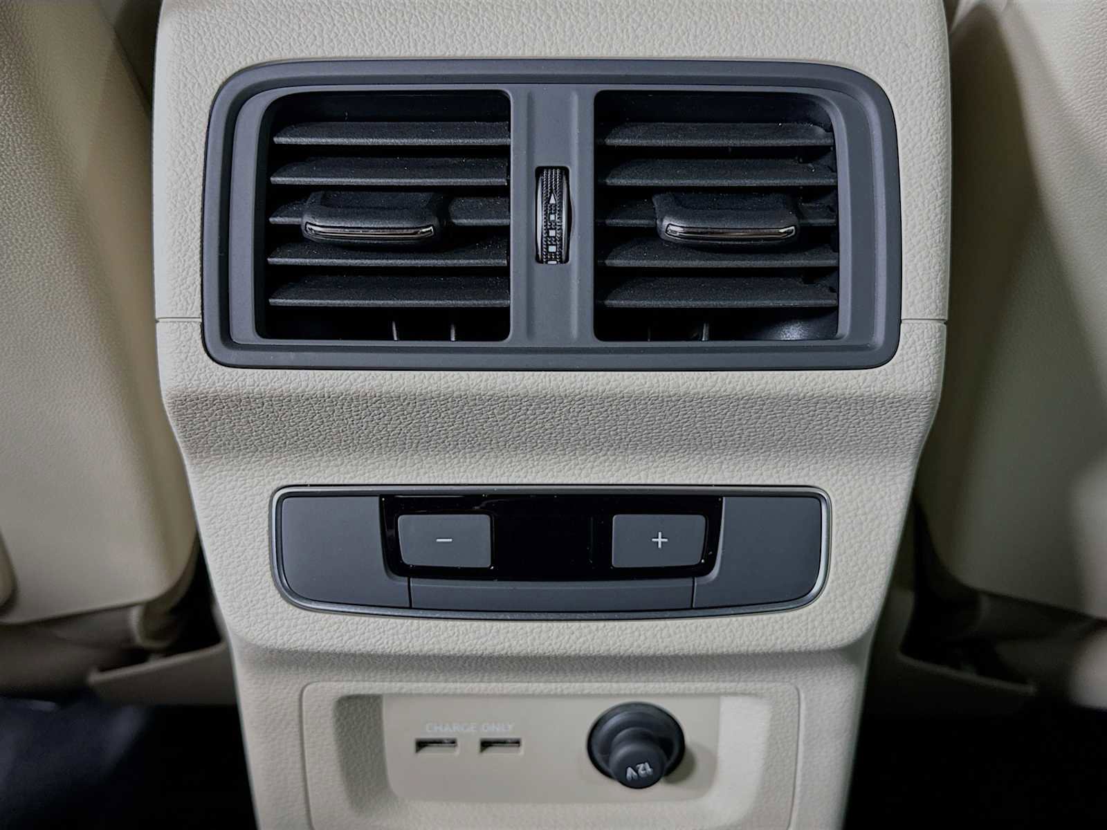 Certified 2025 Audi Q5 Premium Plus w/ Premium Plus Package image 24