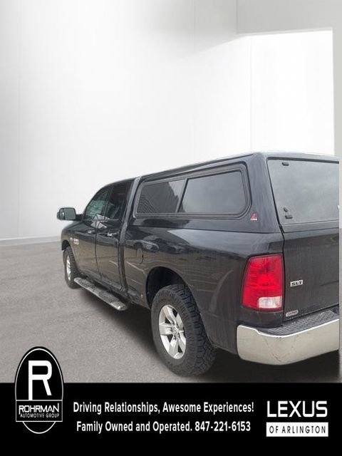 Used 2017 RAM 1500 Classic SLT AWD/4WD image 6