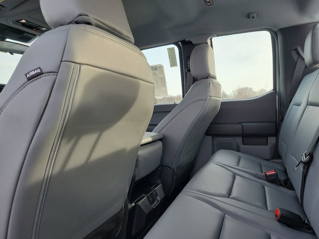 New 2026 Ford F250 XL w/ FX4 Off-Road Package image 15