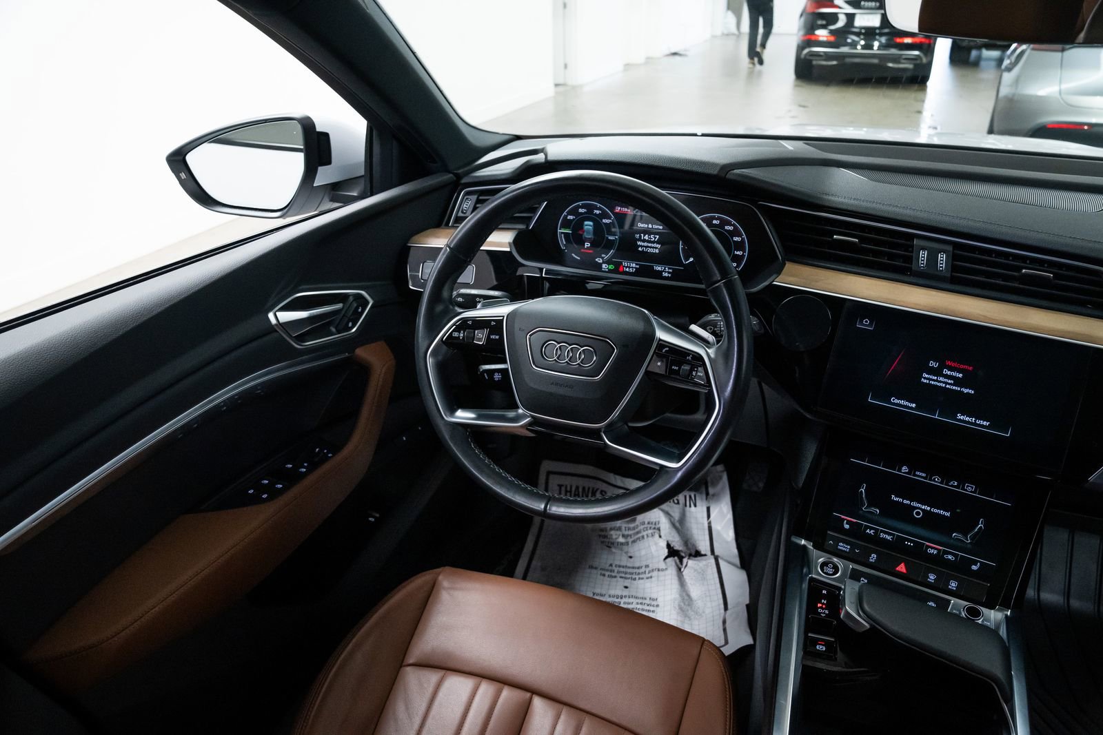 Used 2024 Audi Q8 e-tron Premium image 10