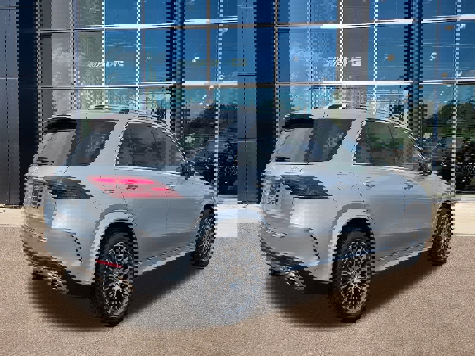 New 2026 Mercedes-Benz GLE 450 4MATIC image 4