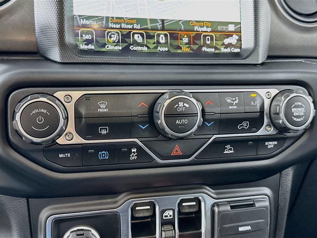 Used 2023 Jeep Wrangler Unlimited w/ 8.4" Radio Group AWD/4WD image 29