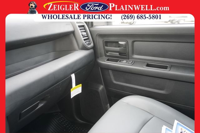 Used 2023 RAM 3500 Tradesman w/ Convenience Group image 30