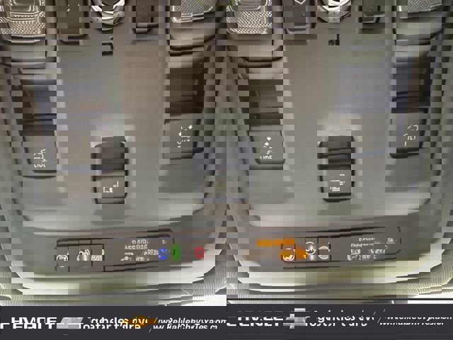 Used 2024 Chevrolet Suburban RST w/ Luxury Package image 32