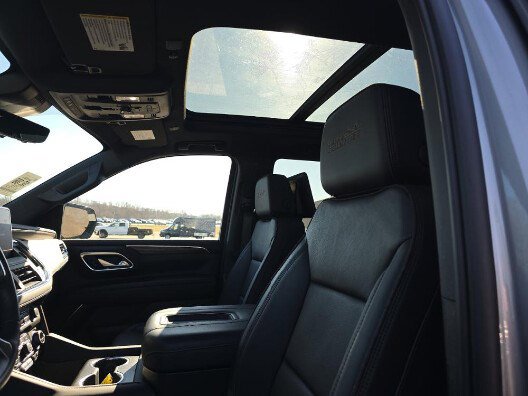 Used 2024 Chevrolet Tahoe High Country w/ Advanced Technology Package image 10