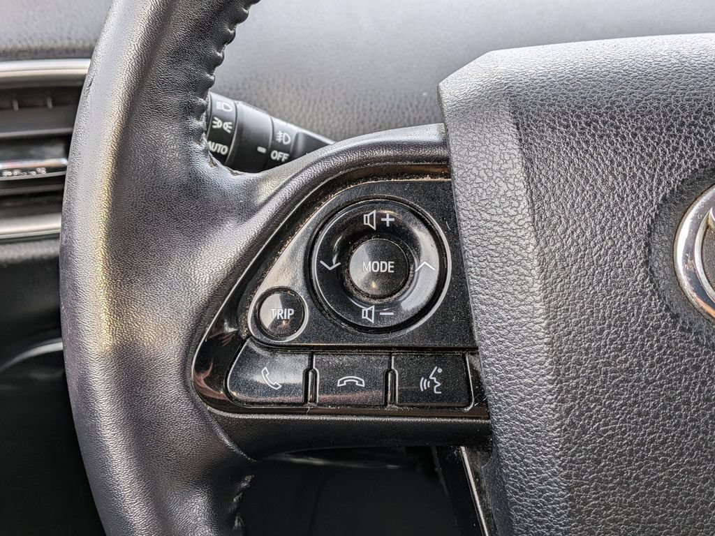 Used 2020 Toyota Prius Prime Limited FWD image 21