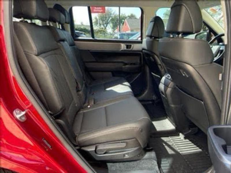 New 2025 Hyundai Santa Fe XRT image 19