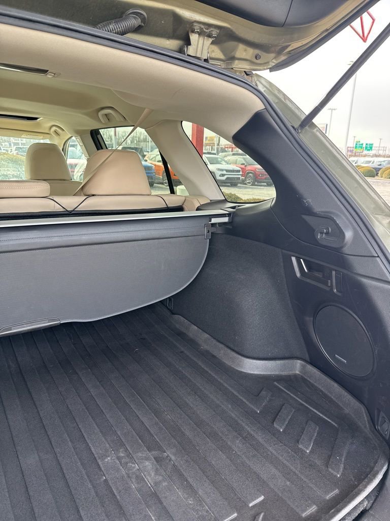 Used 2019 Subaru Outback 2.5i Limited w/ Popular Package #2 image 28