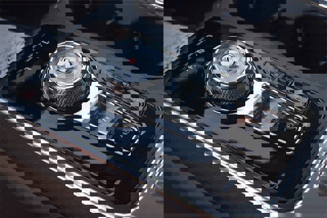 New 2026 Kia Carnival EX image 24