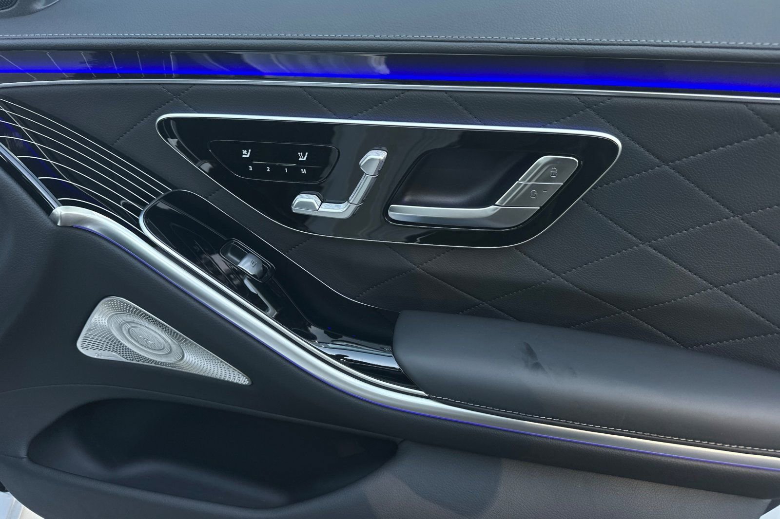 New 2026 Mercedes-Benz S 580 4MATIC Sedan image 35