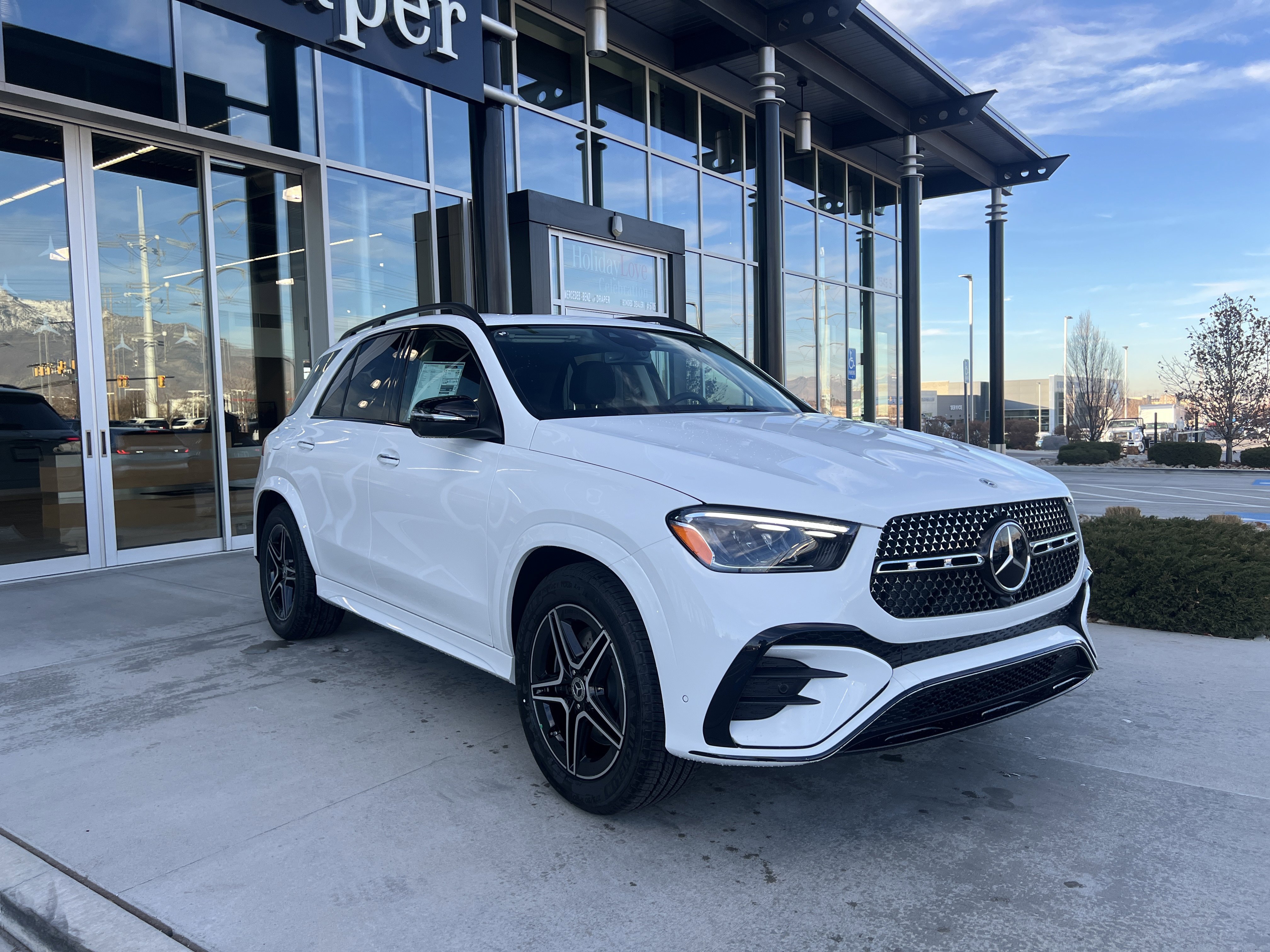 New 2026 Mercedes-Benz GLE 450 4MATIC image 3