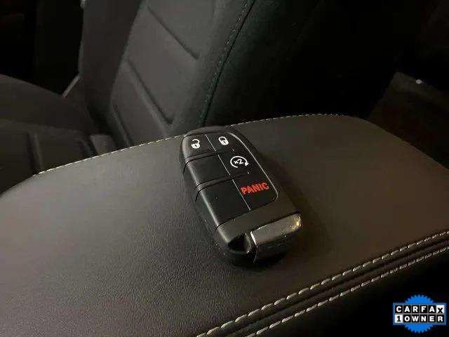 Used 2022 Jeep Renegade Latitude AWD/4WD image 90