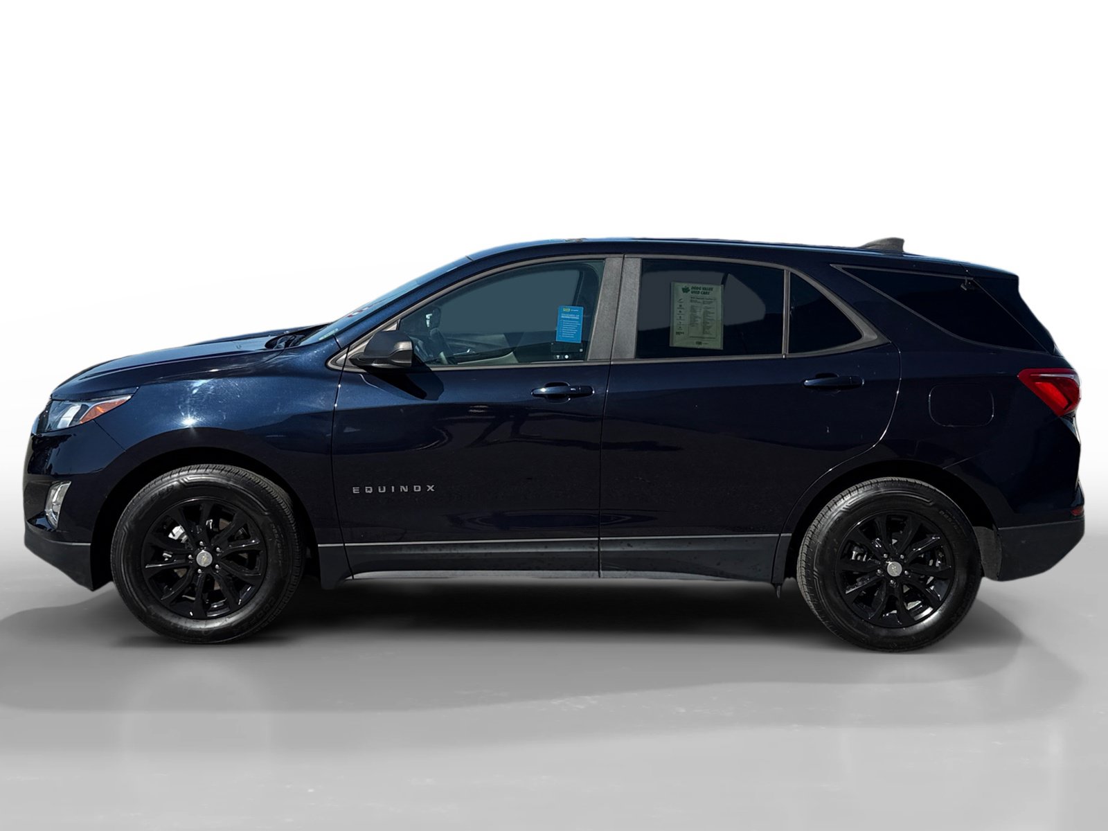 Used 2020 Chevrolet Equinox LS w/ LS Convenience Package FWD image 2