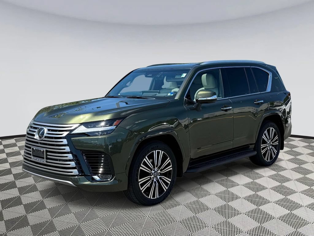 Used 2025 Lexus LX 600 4WD w/ Accessory Package (2T) image 5