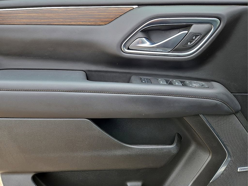 Used 2024 Chevrolet Tahoe High Country w/ Advanced Technology Package image 23